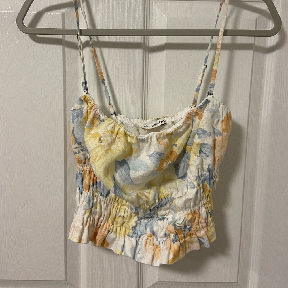 Abercrombie - floral tank